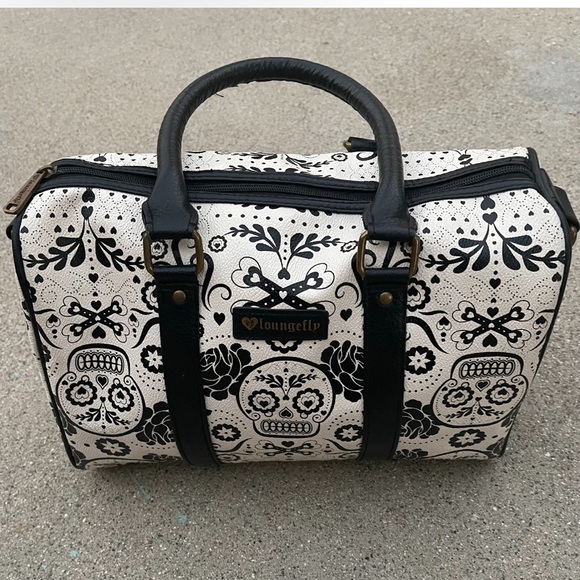 Disney Parks LOUNGEFLY Sugar Skulls purse bag preloved - Picture 7 of 7